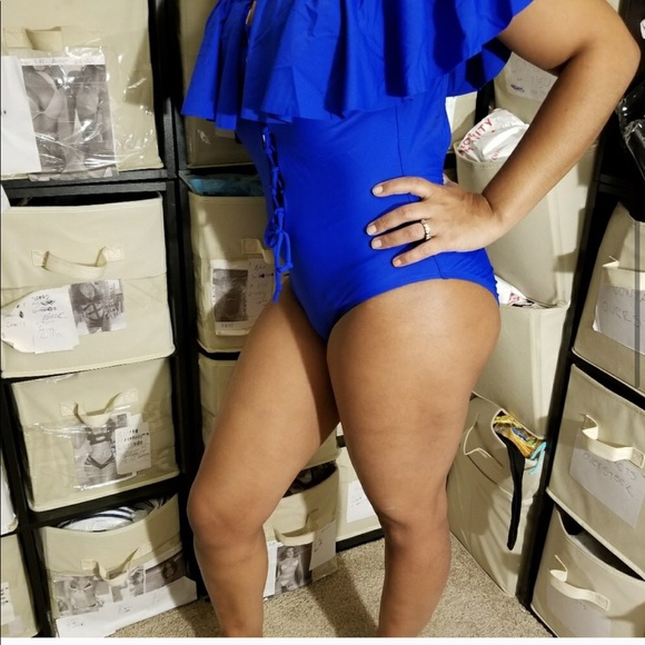 Blue fringe monikini swimsuit quality - Picture 2 of 4